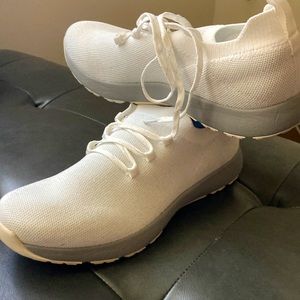 Perfection stylishly TRAQ never been worn